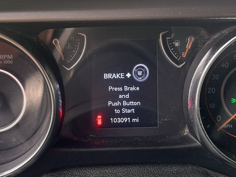 Used 2019 Jeep Wrangler Sport image 2