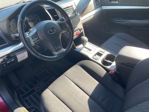 Used 2012 Subaru Outback 2.5i Premium w/ Popular Pkg 2 AWD/4WD image 12