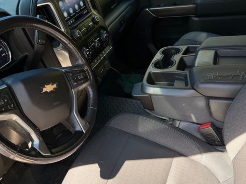 Used 2019 Chevrolet Silverado 1500 LT w/ All-Star Edition RWD image 17