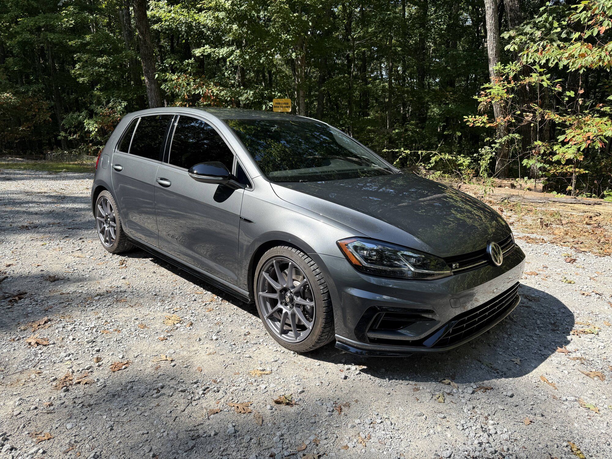 Used 2019 Volkswagen Golf 4-Door AWD/4WD image 1
