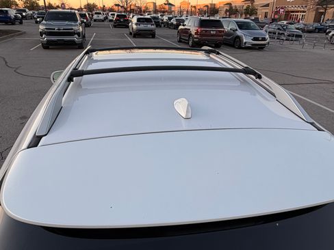 Used 2015 Lexus RX 450h AWD image 5