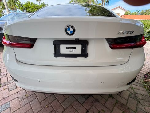 Used 2019 BMW 330i Sedan w/ Convenience Package image 6