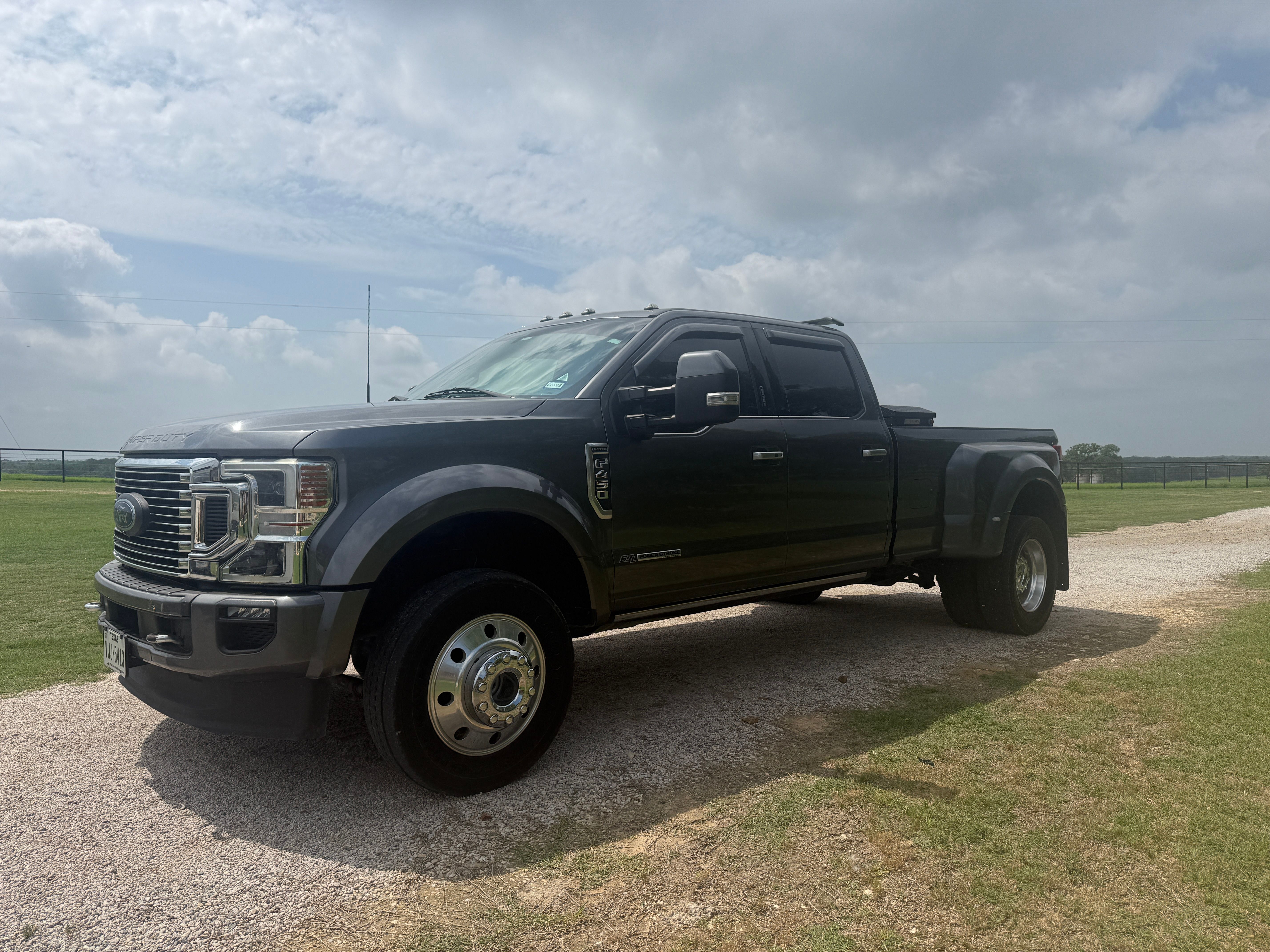 Used 2022 Ford F450 Limited w/ FX4 Off-Road Package AWD/4WD image 5