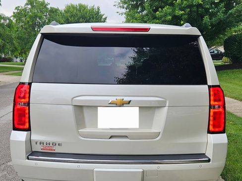 Used 2015 Chevrolet Tahoe LTZ AWD/4WD image 5