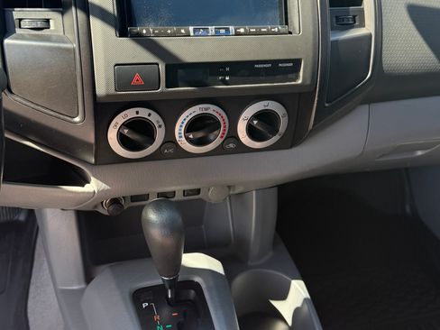 Used 2009 Toyota Tacoma 2WD Regular Cab image 12