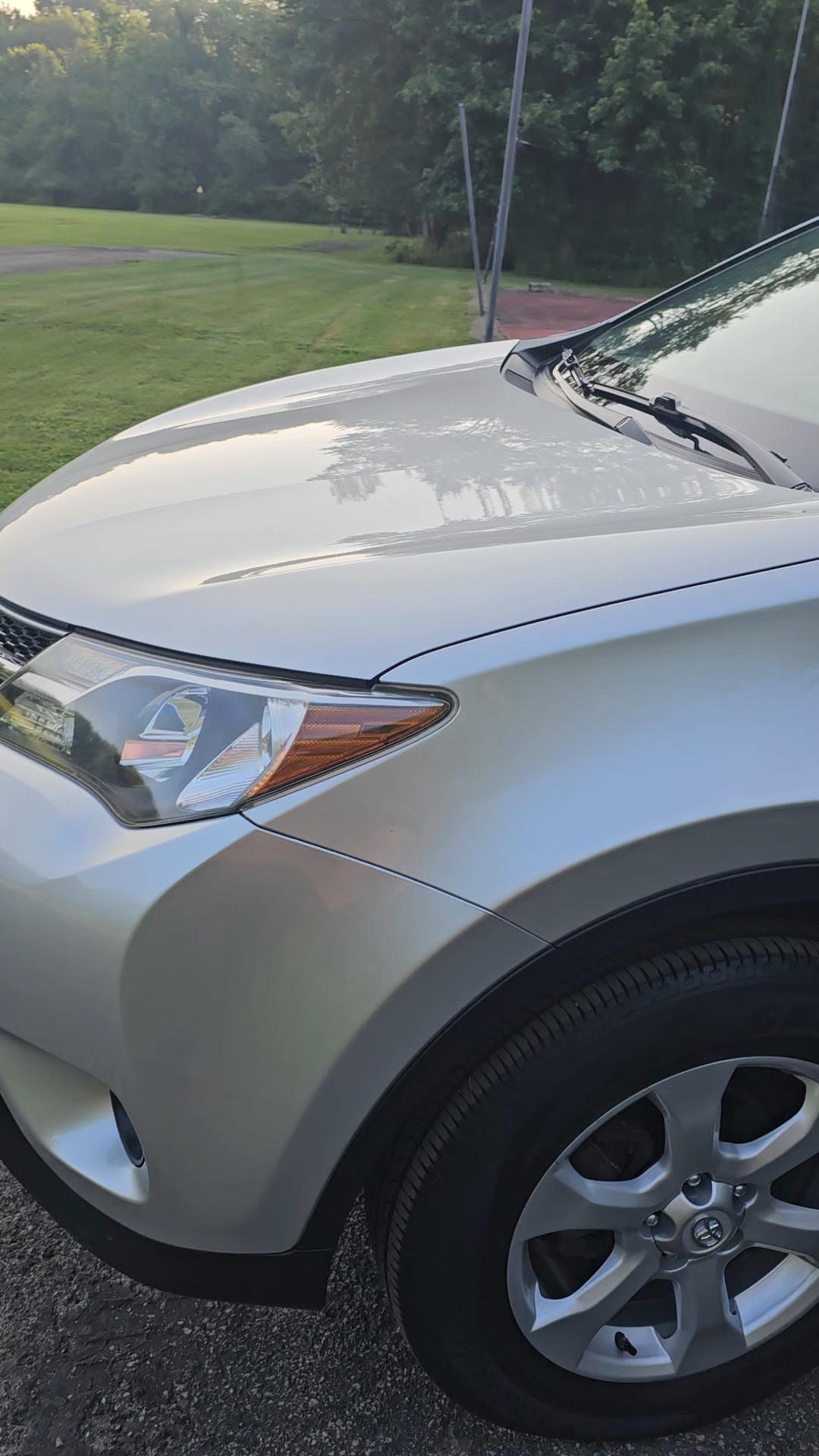 Used 2014 Toyota RAV4 LE AWD/4WD image 5