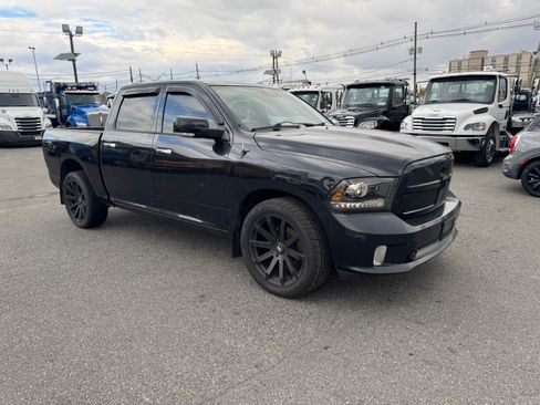 Used 2015 RAM 1500 Limited image 2
