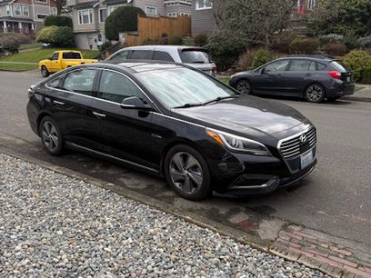 Used 2016 Hyundai Sonata Limited w/ Option Group 02
