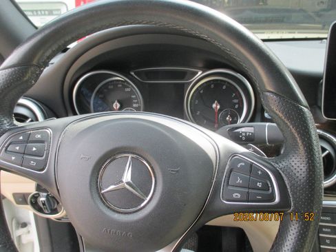 Used 2018 Mercedes-Benz CLA 250 4MATIC image 16