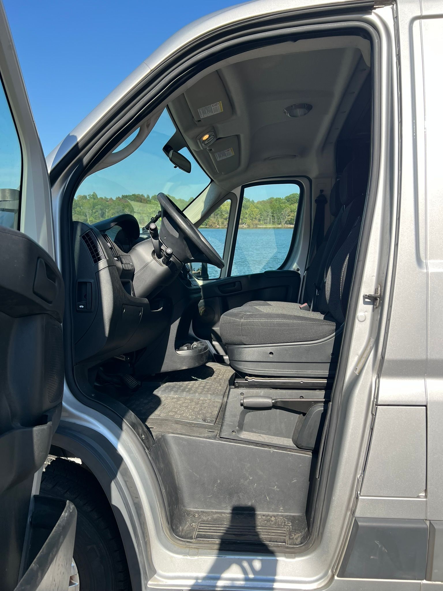 Used 2018 RAM ProMaster 1500 w/ Mopar Trailer Tow Group FWD image 12