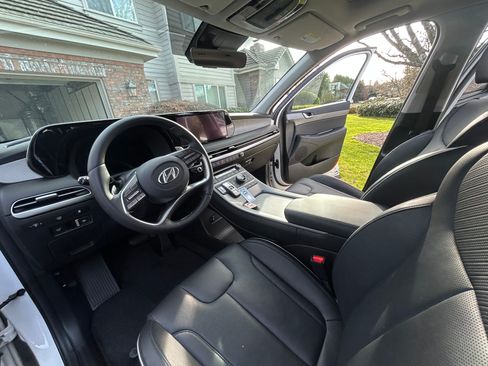 Used 2025 Hyundai Palisade SEL image 16