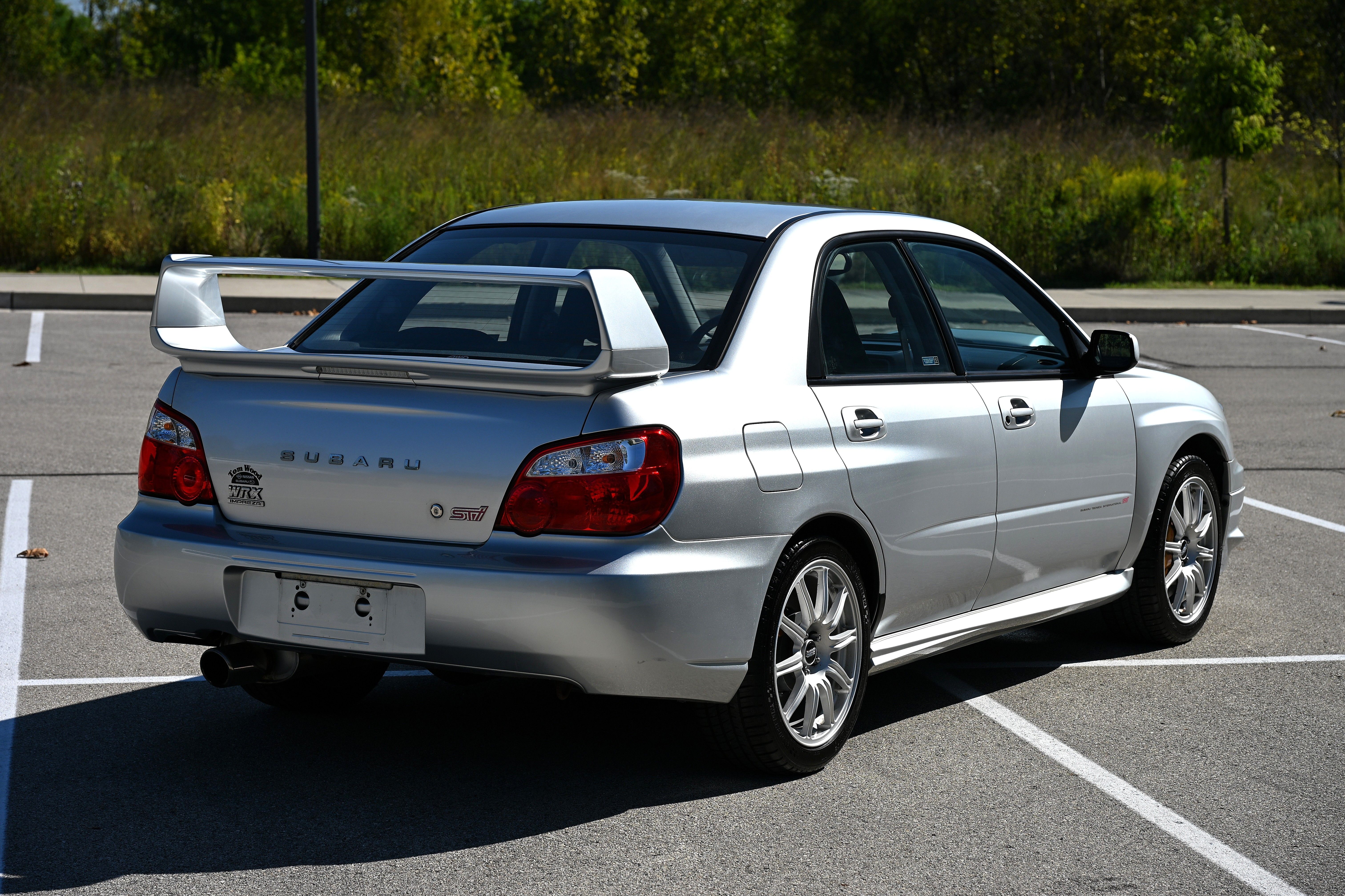 Used 2004 Subaru Impreza WRX STI AWD/4WD image 5