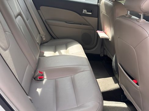 Used 2011 Ford Fusion SEL w/ 302A Rapid Spec Order Code image 6