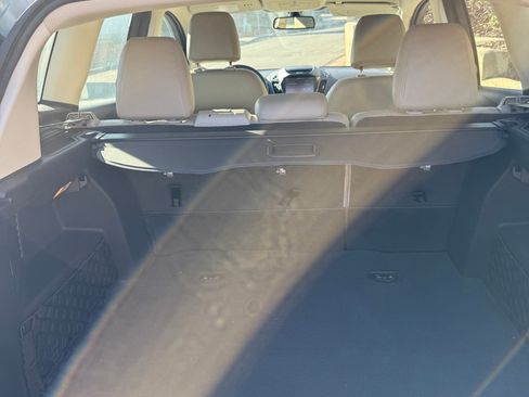 Used 2013 Ford C-MAX SEL image 2