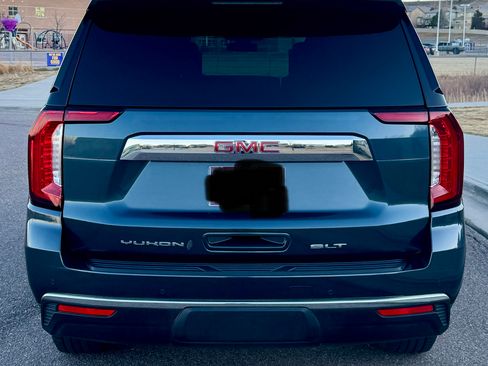 Used 2021 GMC Yukon SLT w/ SLT Premium Package AWD/4WD image 2