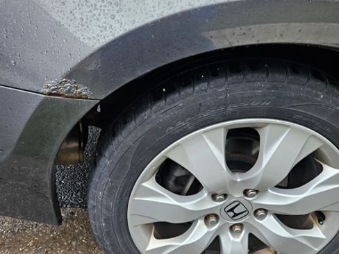 Used 2010 Honda Accord EX-L image 4