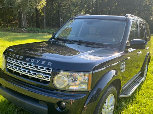 Used 2012 Land Rover LR4 HSE image 2