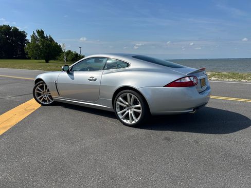 Used 2007 Jaguar XK Coupe RWD image 8