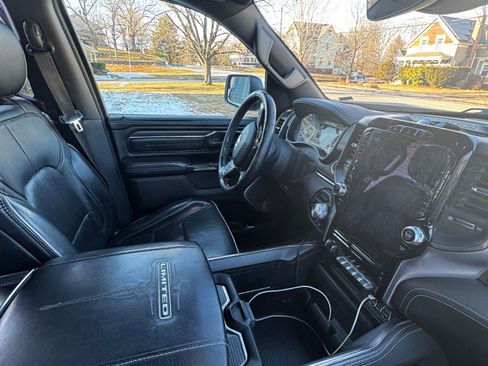 Used 2020 RAM 1500 Limited image 11