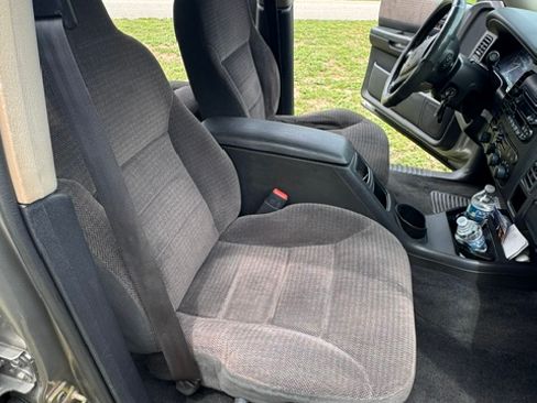 Used 2001 Dodge Durango 4WD image 9
