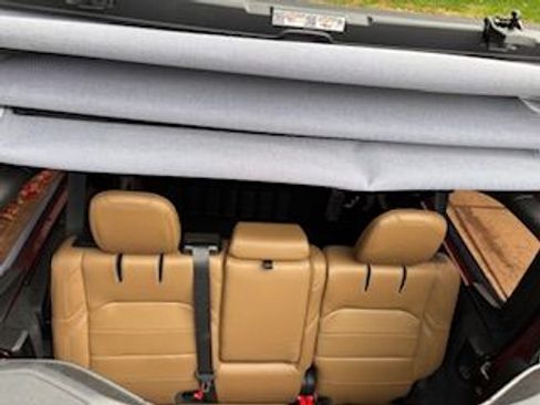 Used 2021 Jeep Wrangler Unlimited Sahara w/ Cold Weather Group image 11