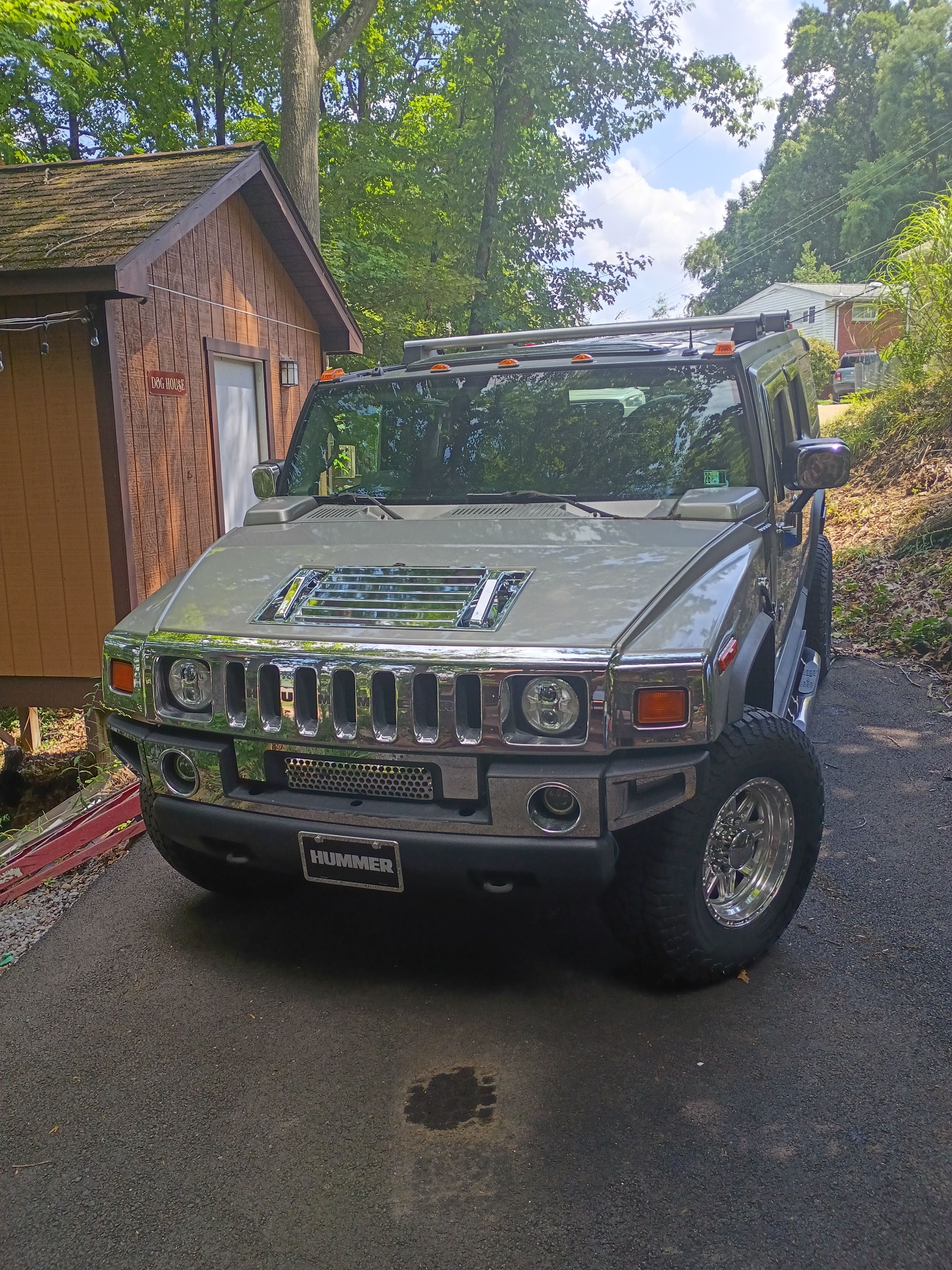 Used 2003 HUMMER H2 w/ Preferred Equipment Group AWD/4WD image 2