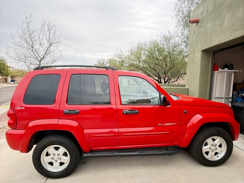 Used 2002 Jeep Liberty Limited image 1