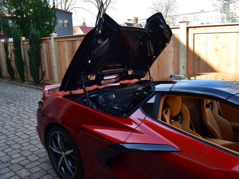 Used 2022 Chevrolet Corvette Stingray Premium Conv w/ Z51 Performance Package image 4