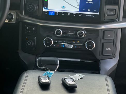 Used 2024 Ford F150 Lariat w/ FX4 Off-Road Package image 12