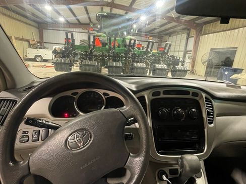 Used 2007 Toyota Highlander 2WD image 6