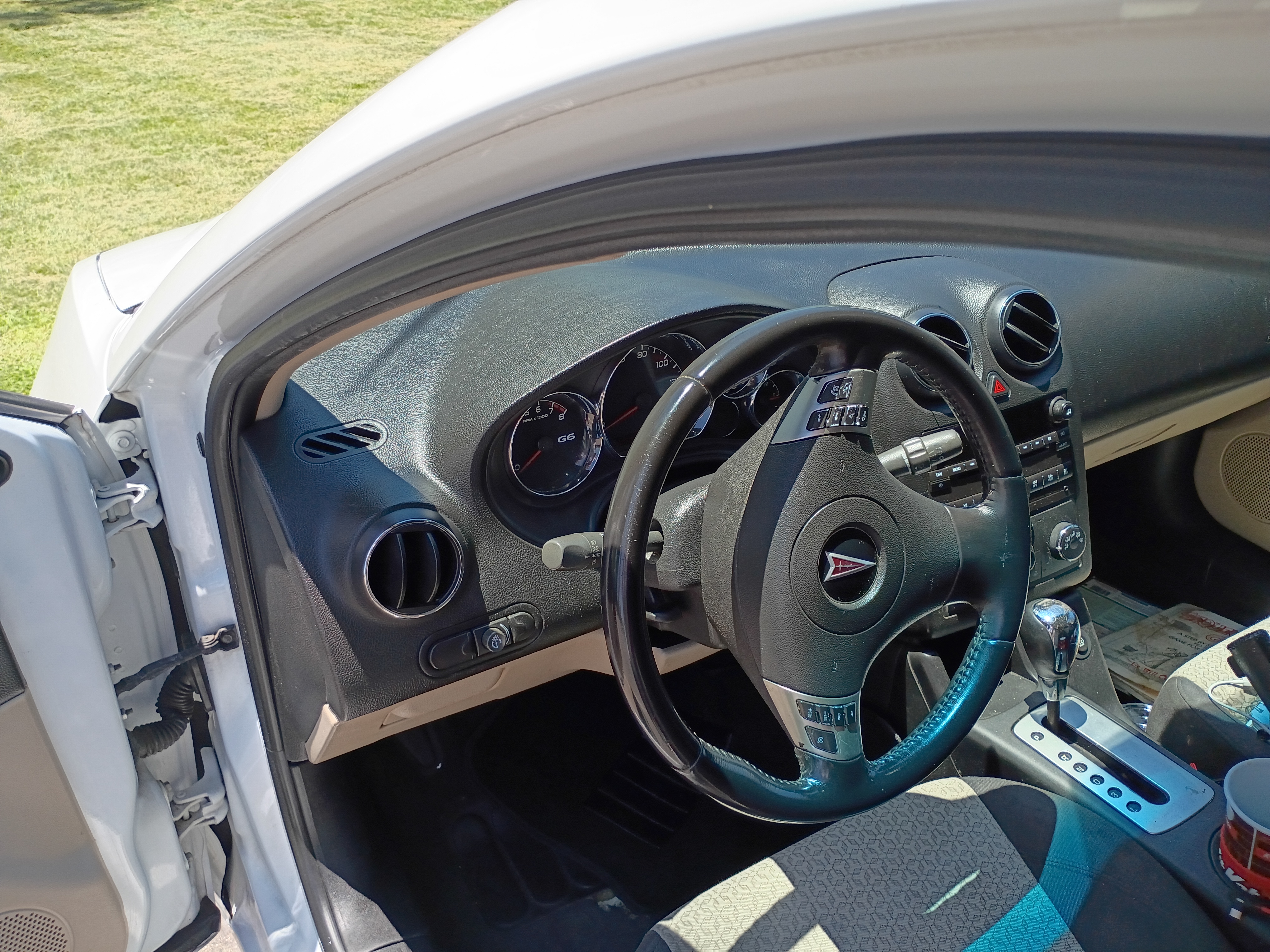 Used 2010 Pontiac G6 Sedan FWD image 18