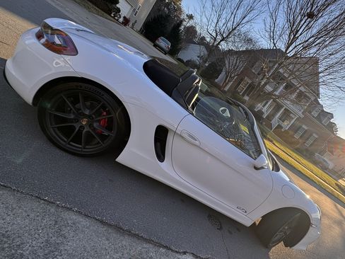 Used 2015 Porsche Boxster GTS image 18