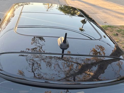 Used 2019 MINI Cooper 2-Door Hardtop image 15