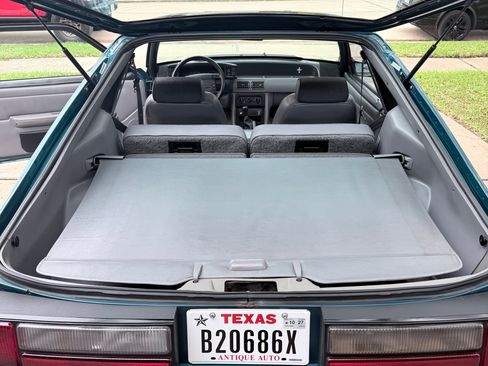 Used 1993 Ford Mustang LX image 15
