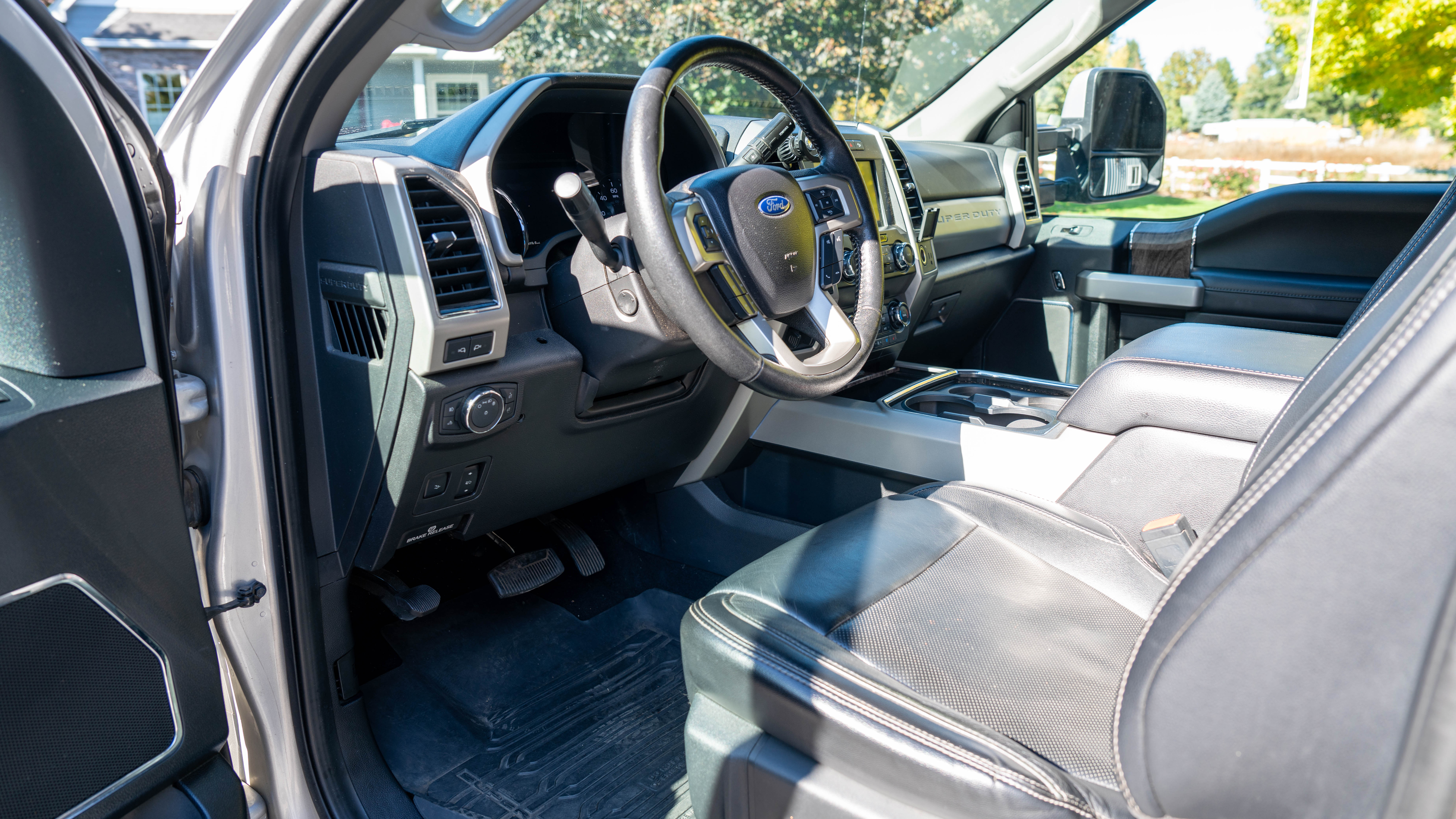 Used 2019 Ford F350 Lariat w/ Lariat Ultimate Package AWD/4WD image 14