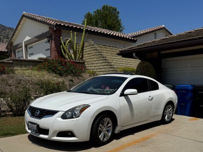 Used 2012 Nissan Altima 2.5 S w/ 2.5S Premium Pkg