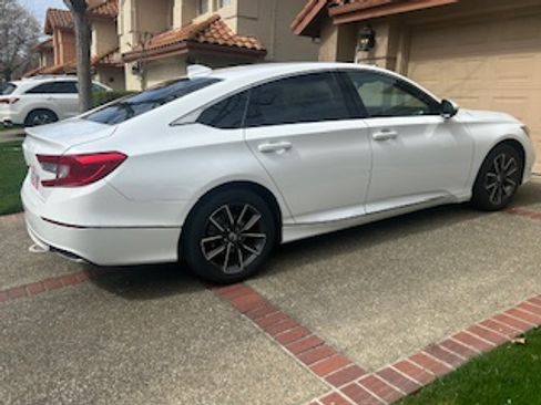 Used 2022 Honda Accord EX-L image 16