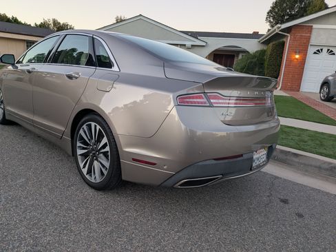 Used 2020 Lincoln MKZ Reserve w/ Elements Package image 5