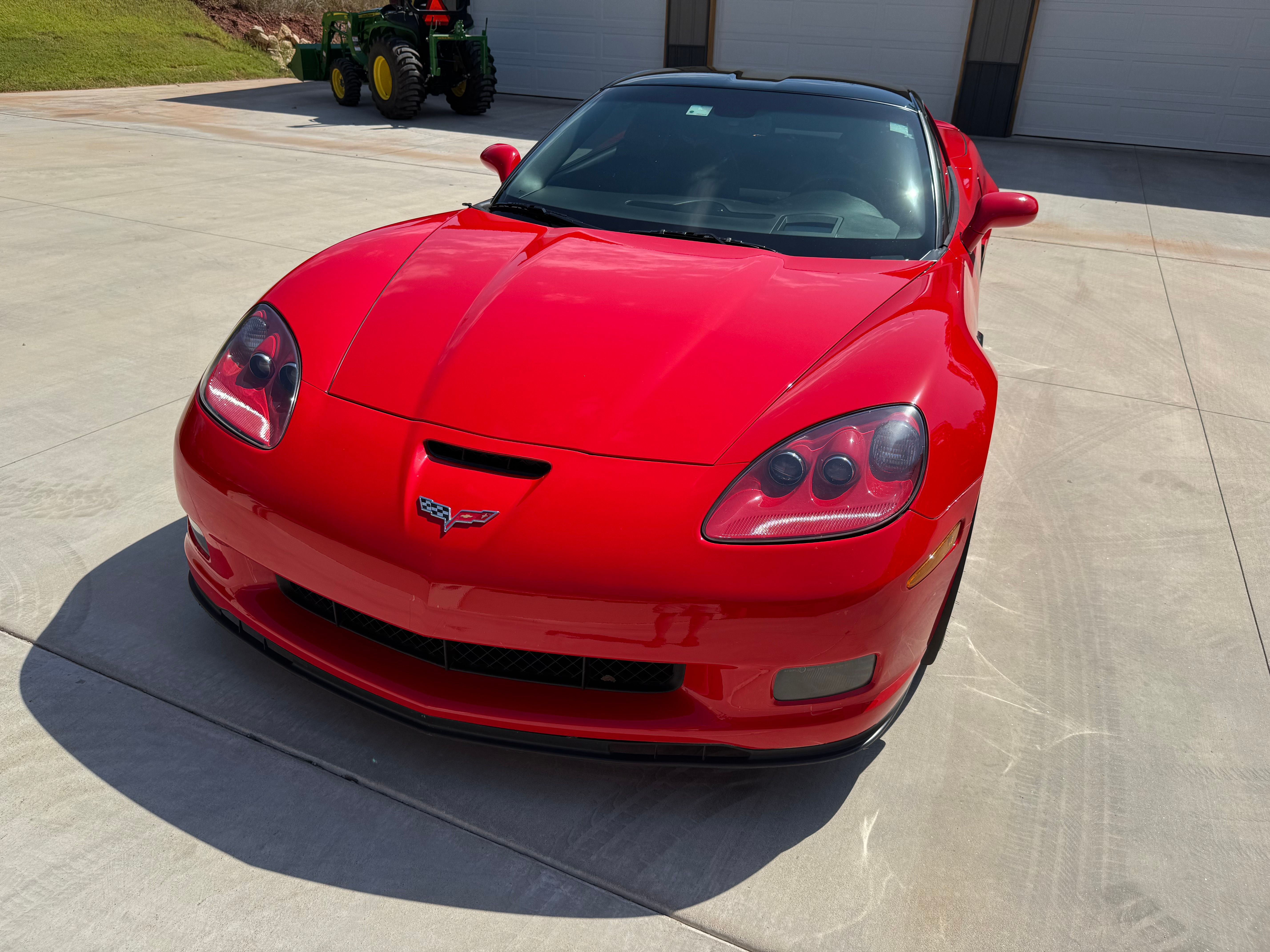 Used 2011 Chevrolet Corvette Grand Sport w/ Preferred Equipment Group RWD image 4