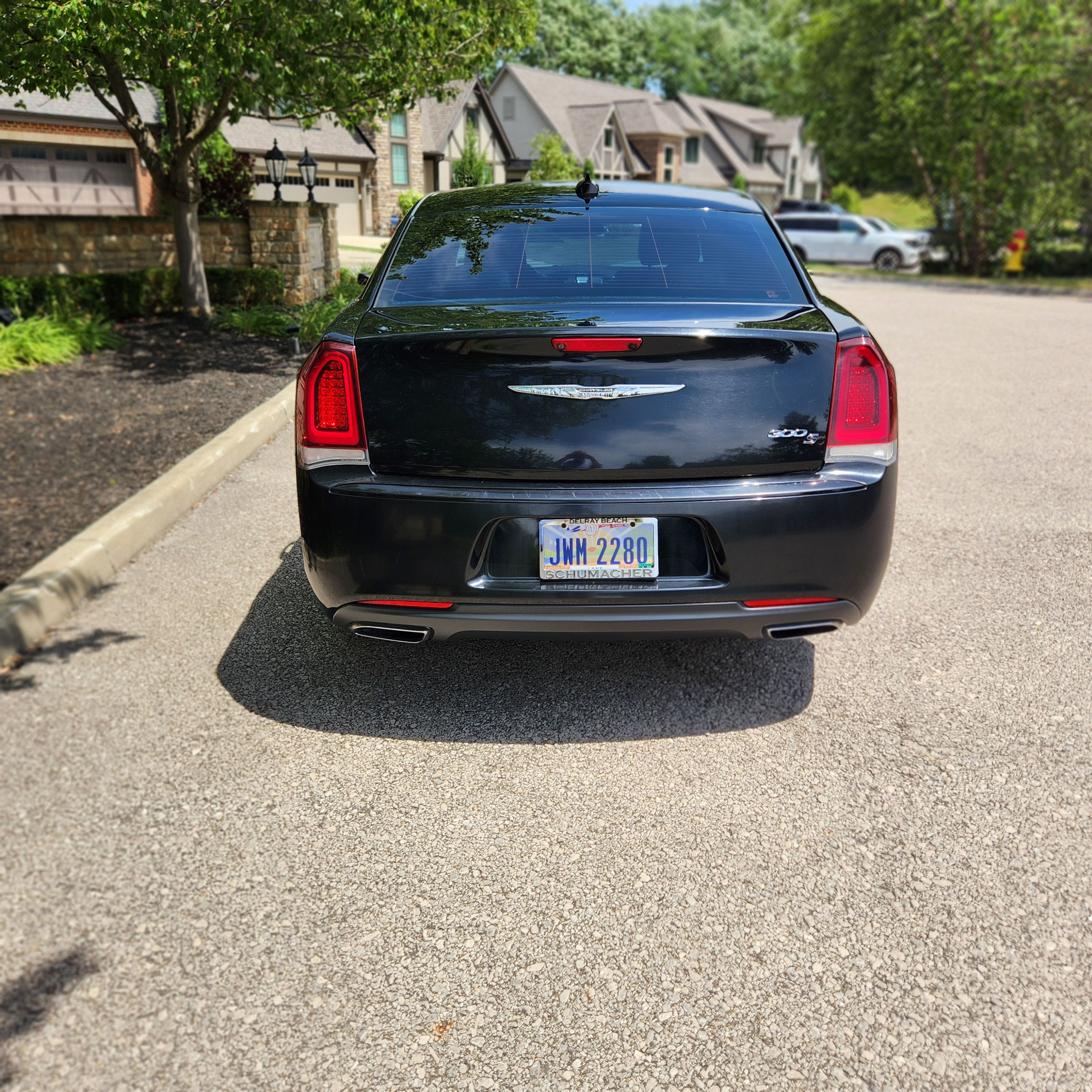 Used 2016 Chrysler 300 S RWD image 6