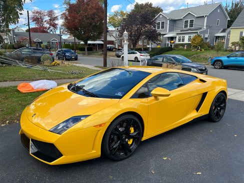 Used 2013 Lamborghini Gallardo LP 550-2 image 1