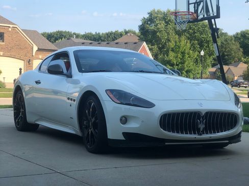 Used 2012 Maserati GranTurismo S RWD image 19