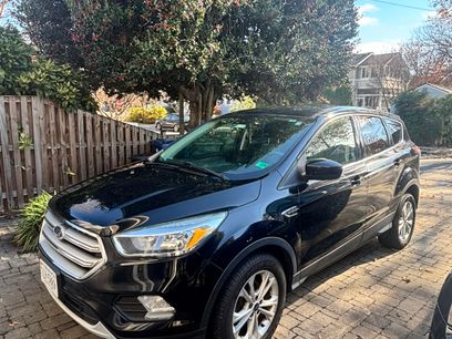 Used 2017 Ford Escape SE
