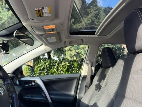 Used 2017 Toyota RAV4 XLE image 12