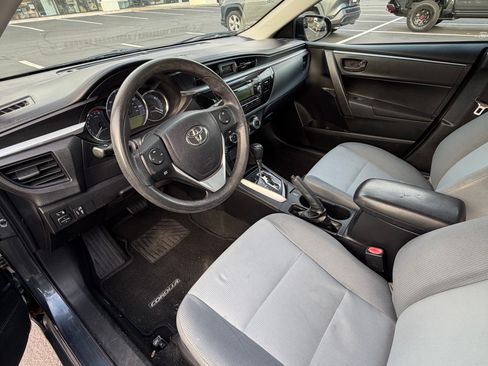 Used 2015 Toyota Corolla L image 17