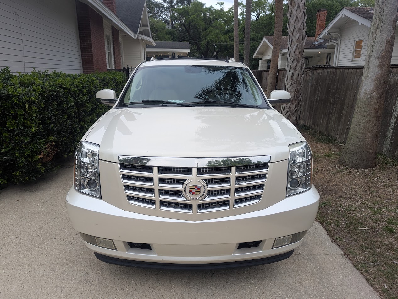 Used 2008 Cadillac Escalade ESV AWD image 10