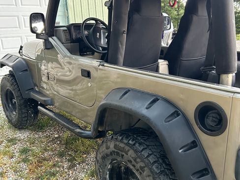 Used 2004 Jeep Wrangler X w/ Convenience Group image 5