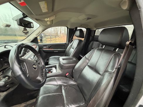 Used 2009 Chevrolet Silverado 2500 LTZ w/ Safety Package image 12