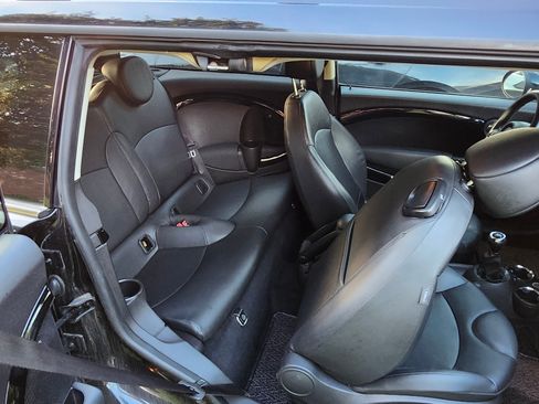 Used 2012 MINI Cooper Clubman S image 23