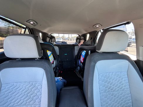 Used 2020 Chevrolet Equinox LT AWD/4WD image 9